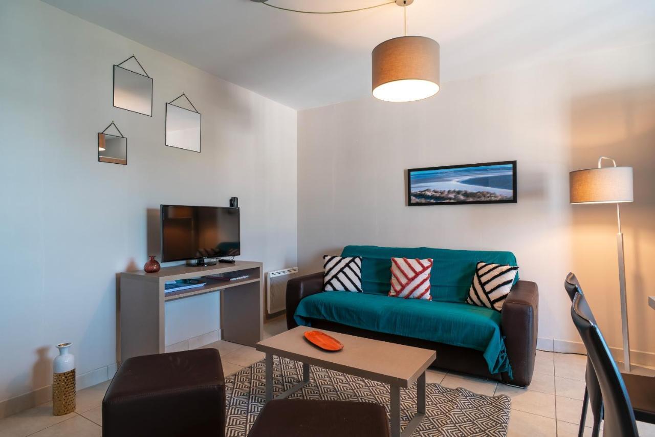 Les Thermes 530 - Vue Mer A 100M De La Plage กงการ์โน ภายนอก รูปภาพ